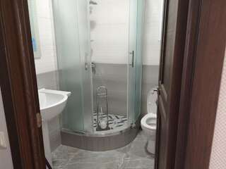 Гостевой дом Sweet2sleep Киев Двухместный номер Делюкс с 1 кроватью и душем-6