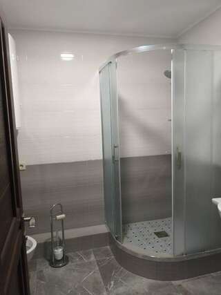 Гостевой дом Sweet2sleep Киев Двухместный номер Делюкс с 1 кроватью и душем-14